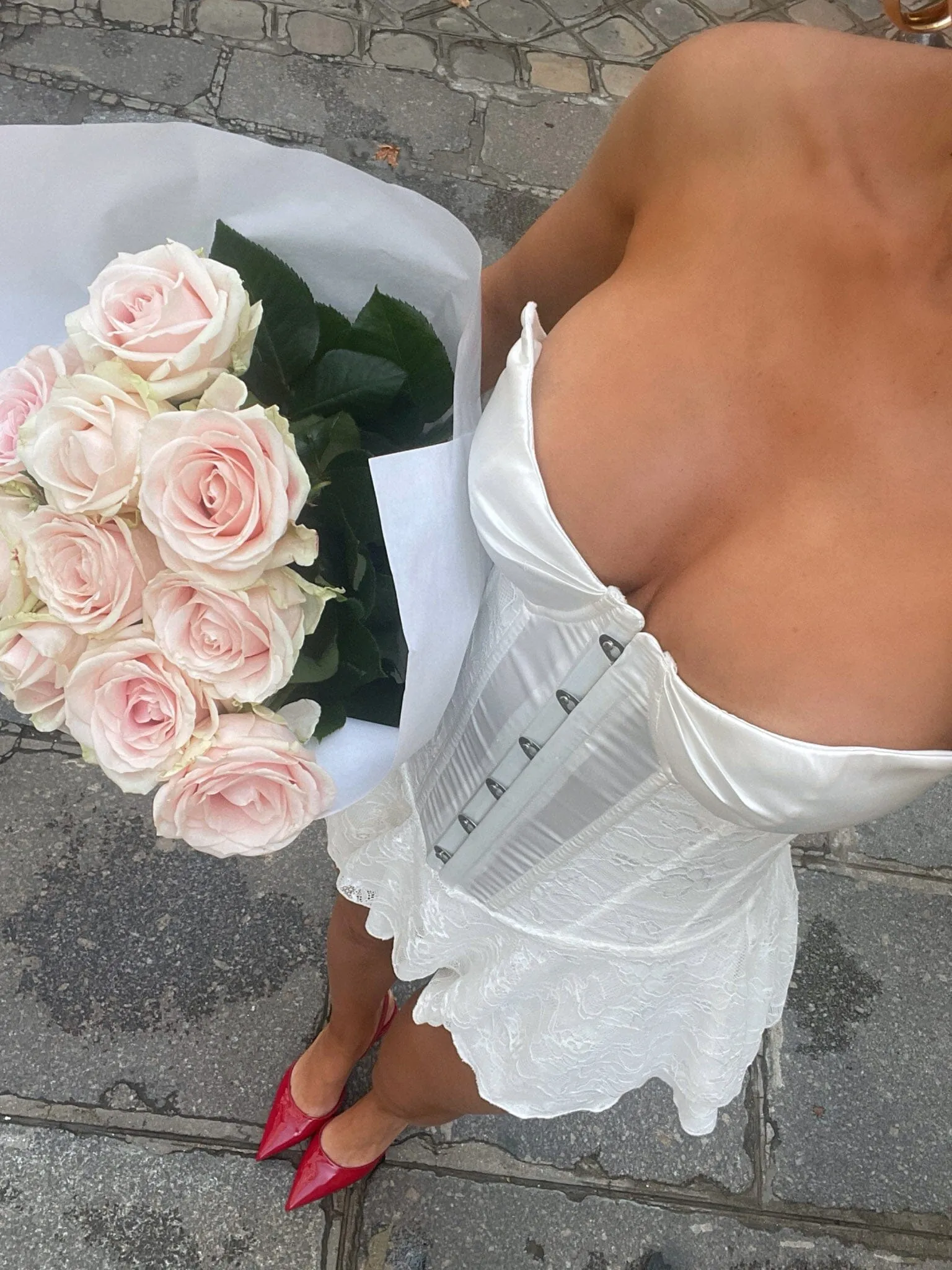 LORELEI MINI DRESS WHITE Light Bow Cozy Balance