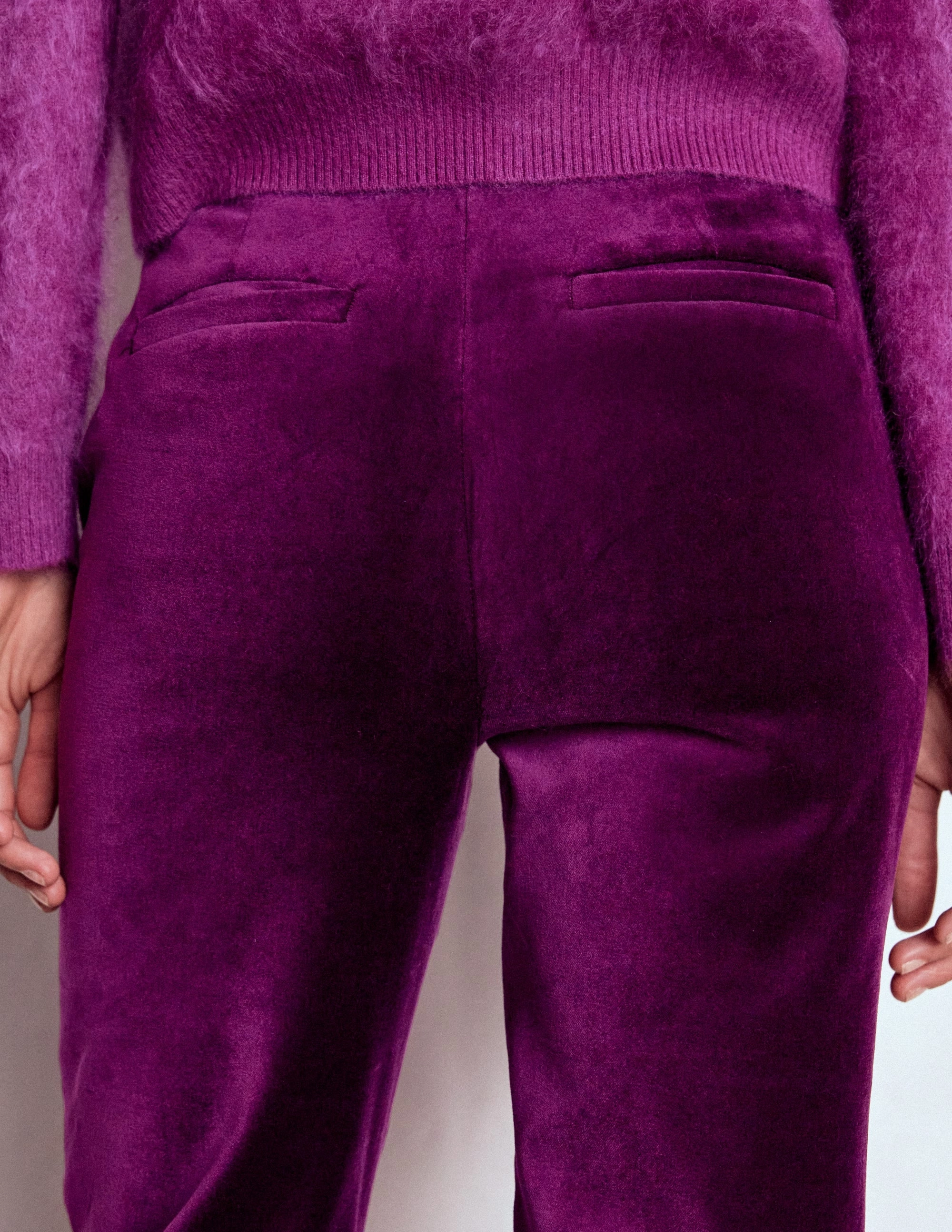 AbrasionResistant Light Fabric Fitted Velvet Flare Trousers-Plum Jam
