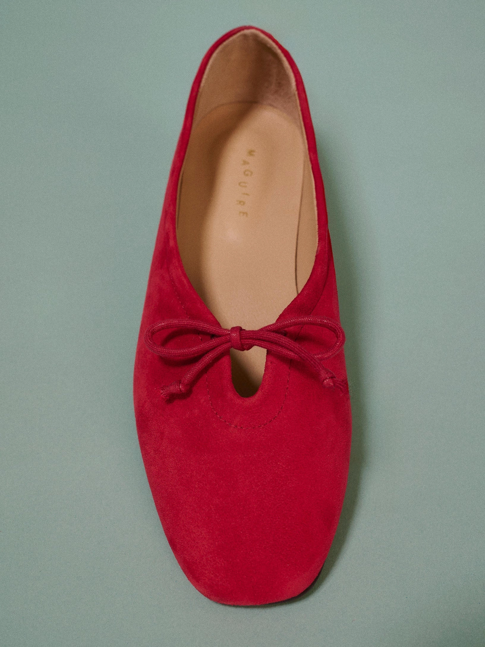 Versatile Fit Street Mood Prato Cherry Suede Ballerina