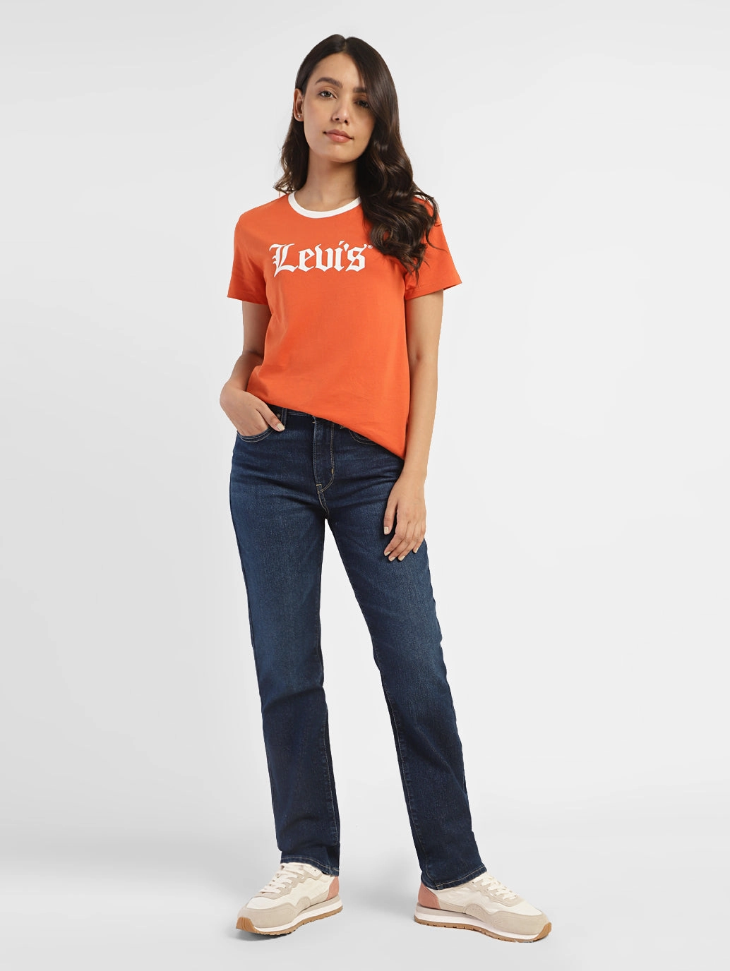 Traveler Gear Brunch Outfit Casual Friday Women's 724 Indigo Straight Fit High Rise Jeans