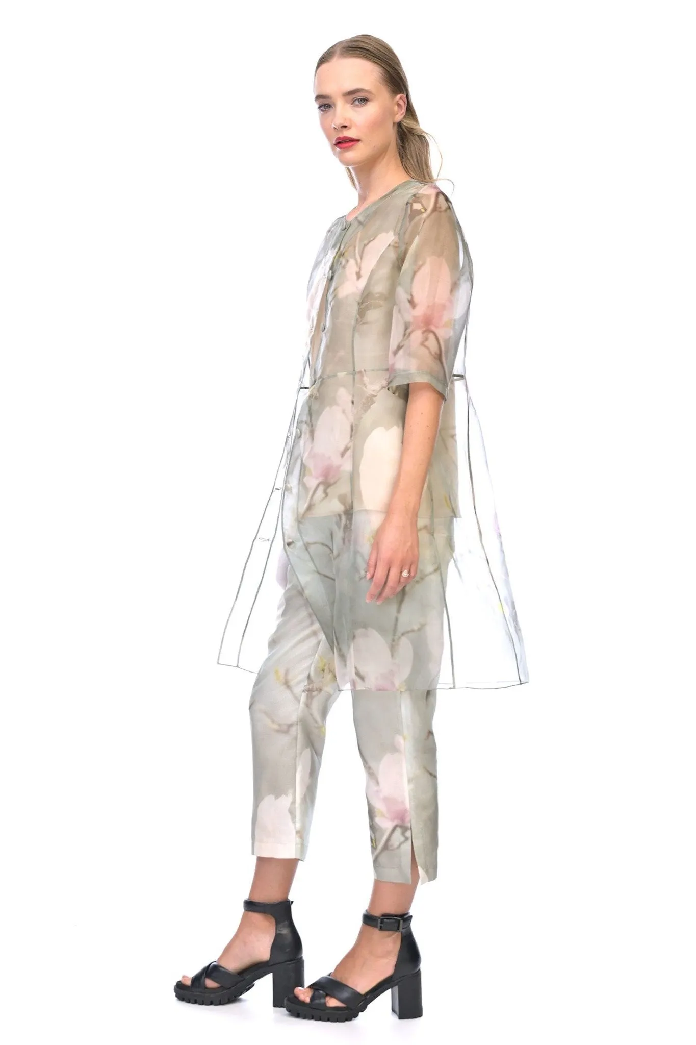 Megan Salmon - M5120 Magnolia Noble Coat Wind Resistant Lining MultiAngleVentilation