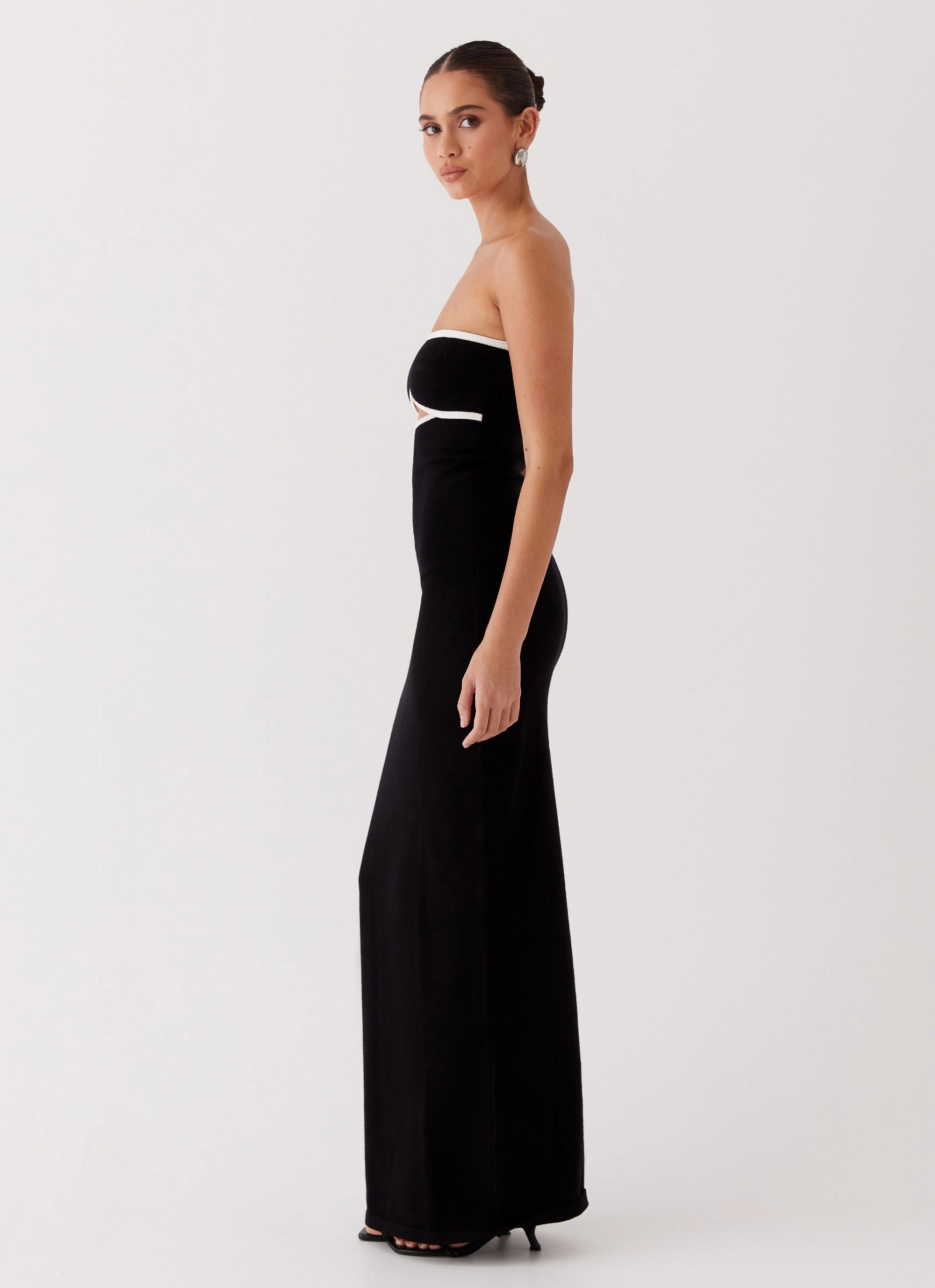 Chic Comfort Look When In Rome Knit Maxi Dress - Black