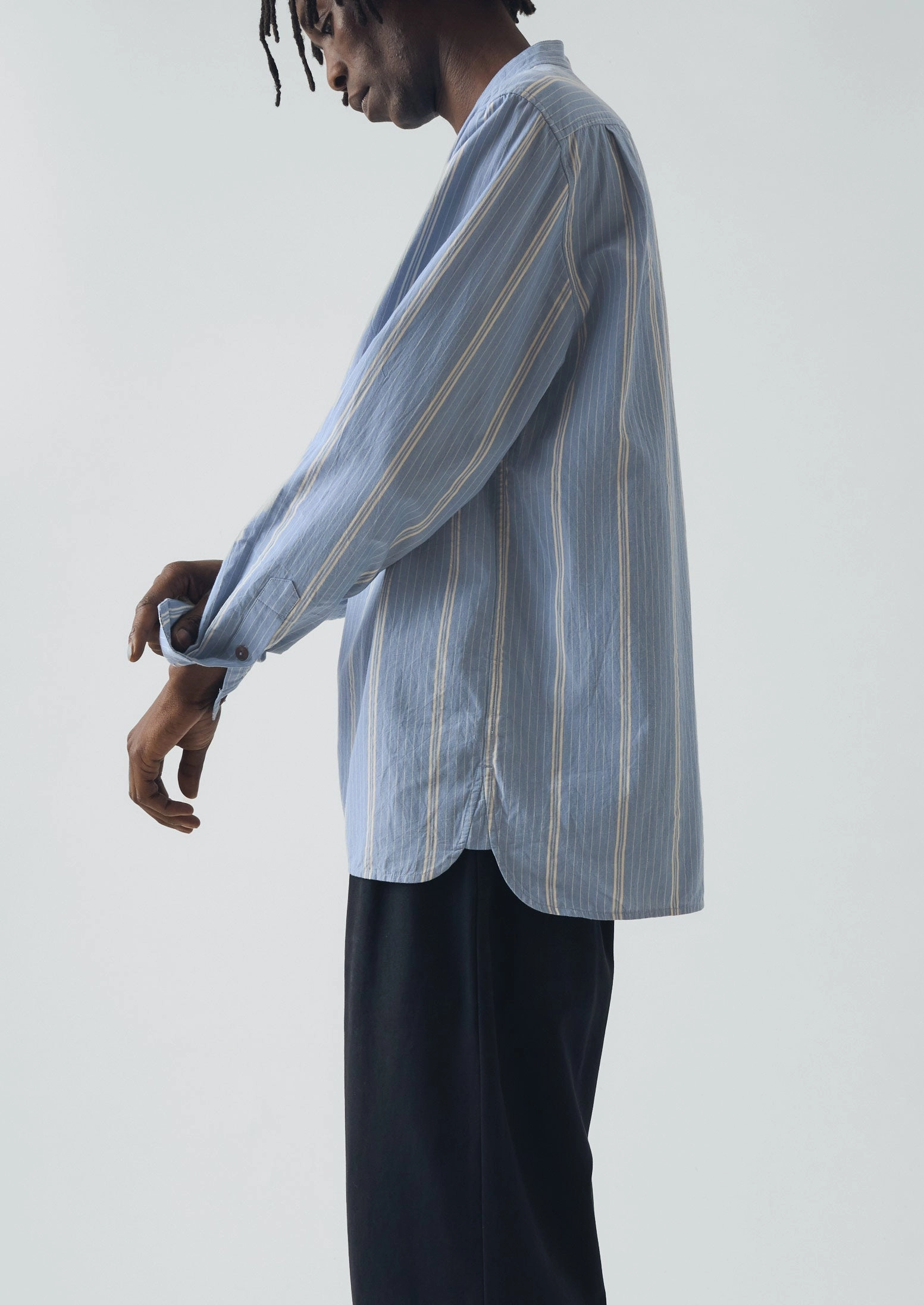 Minimalist Aesthetic Tall Length Wide Stripe Popover Grandad Shirt | Chambray Blue