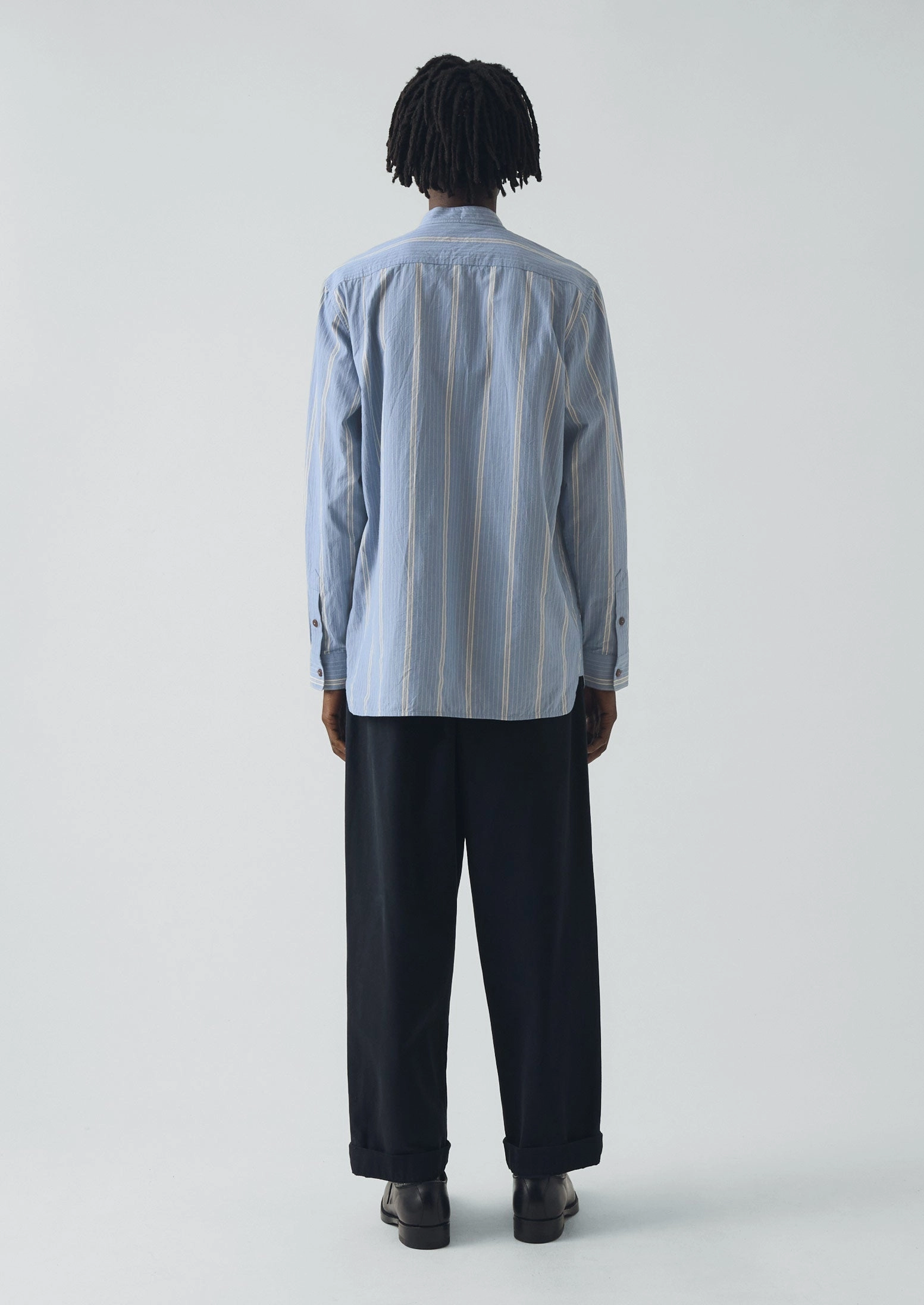 Gym Appropriate Wide Stripe Popover Grandad Shirt | Chambray Blue