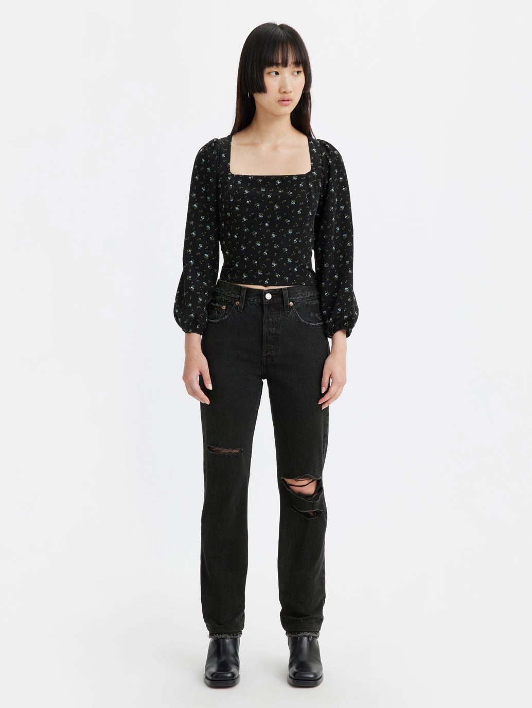 Waterless Wash Technology Women's 501 Black Straight Fit Mid Rise Jeans