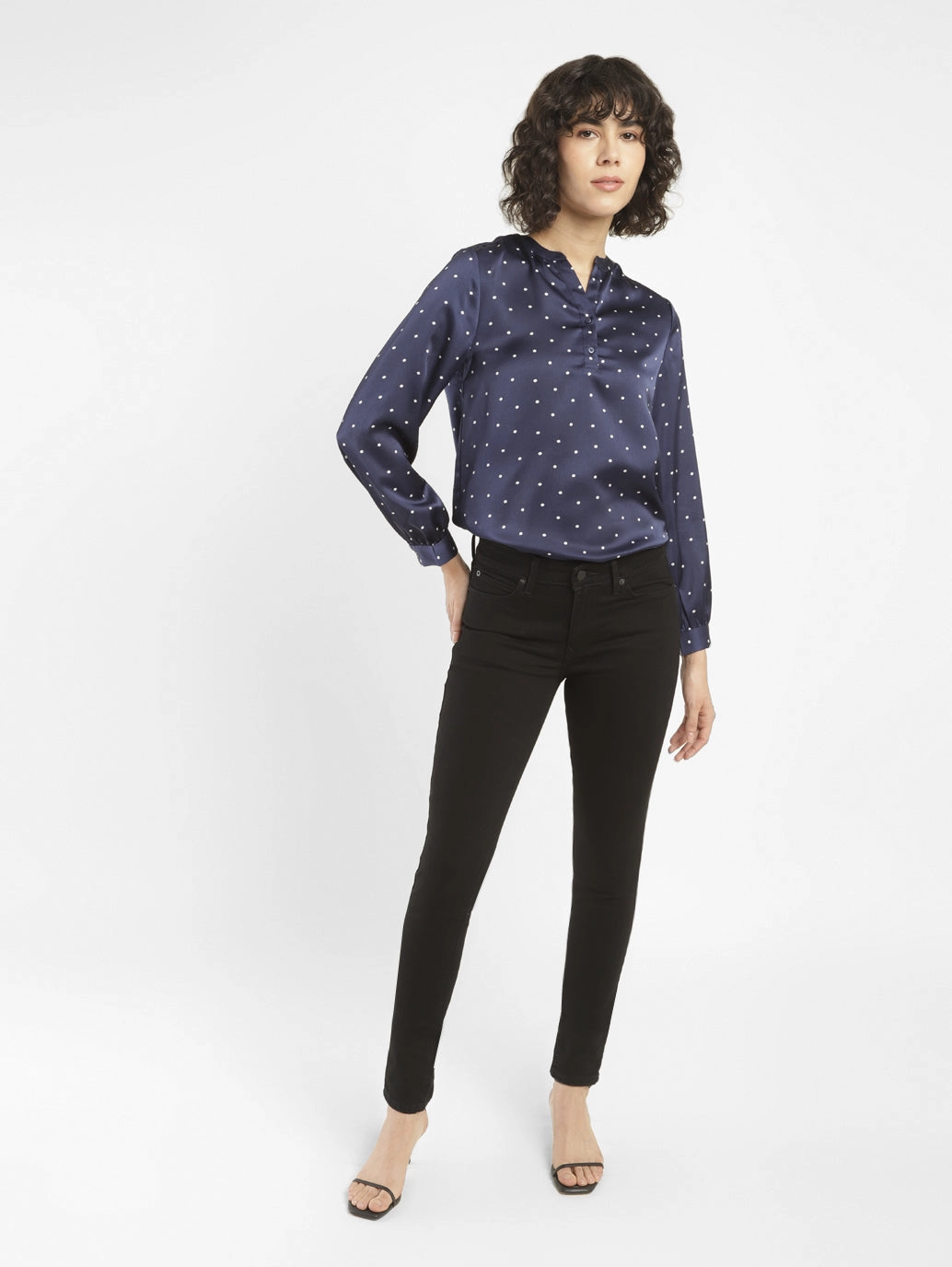 Sleek Design Women's 711 Black Skinny Fit Mid Rise Jeans