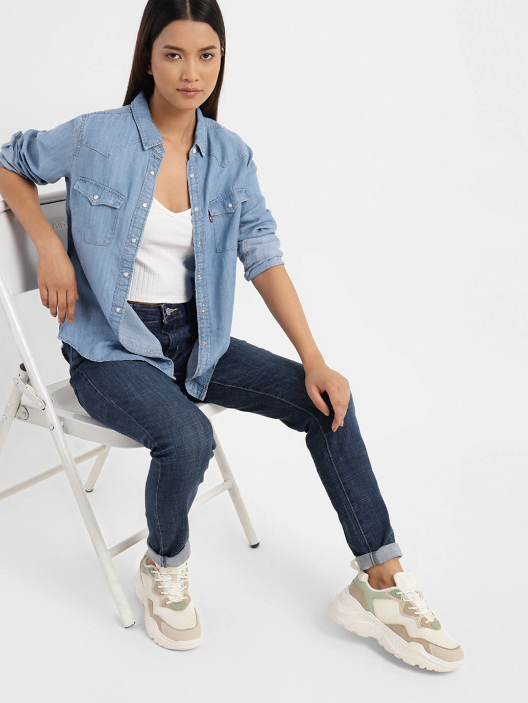 Women's 711 Blue Skinny Fit Mid Rise Jeans Flexible Knee Panels Classic Five Pocket Design