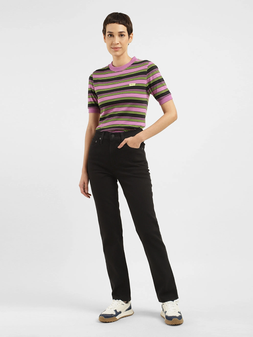 Women's 724 Black Straight Fit High Rise Jeans Essential Look