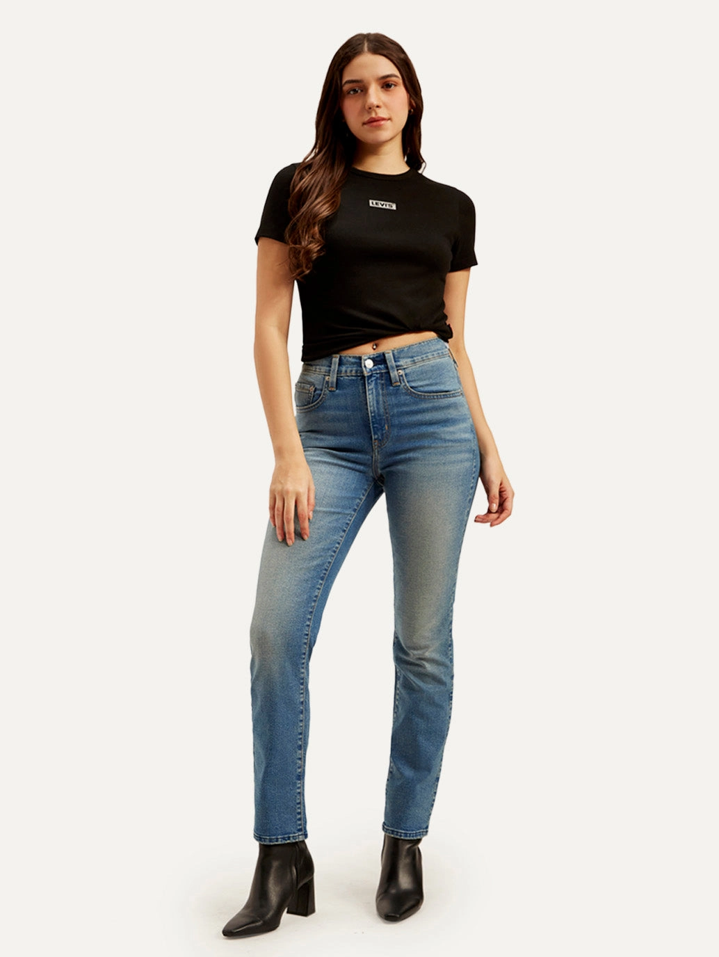 Women's 724 Blue Straight Fit High Rise Jeans Party Look Modern Minimalist