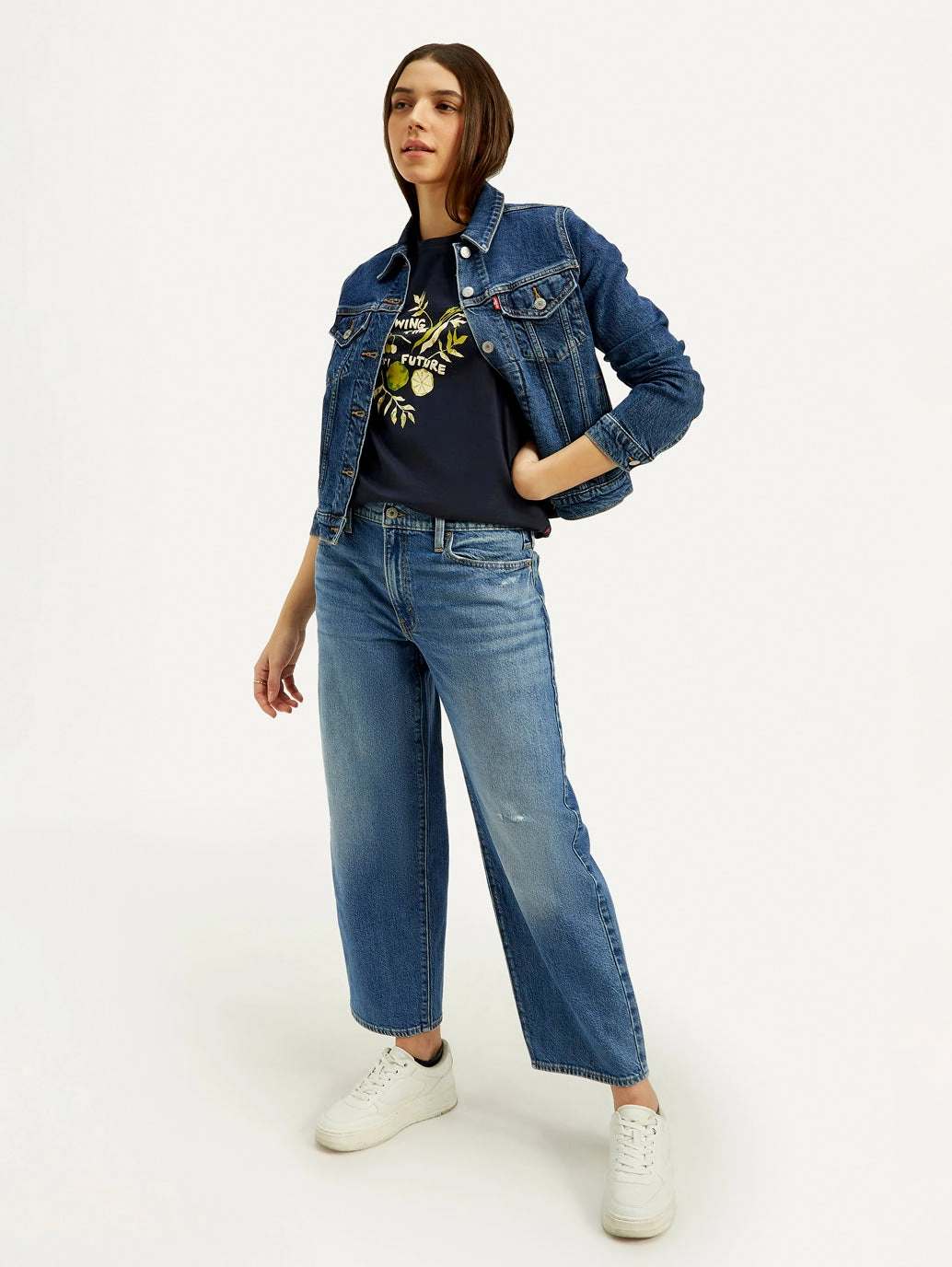 Chic Essentials Women's Blue Baggy Dad Fit Mid Rise Jeans