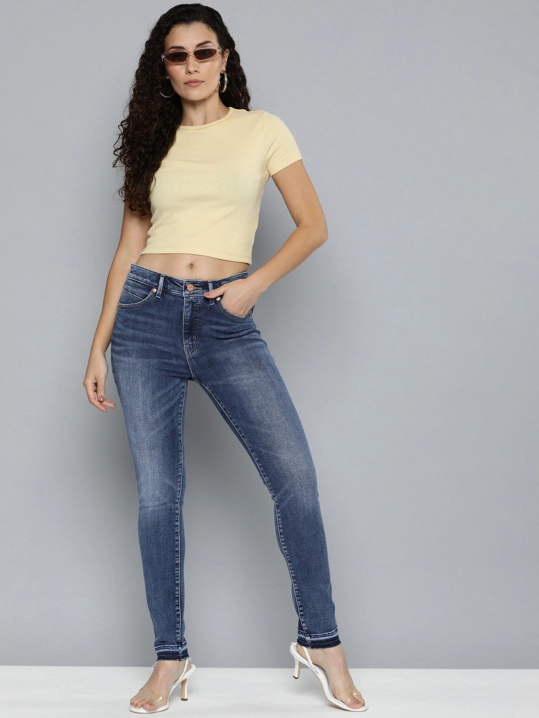 Natural Look Body Friendly Women's Blue Revel Shaping Skinny Fit High Rise Jeans