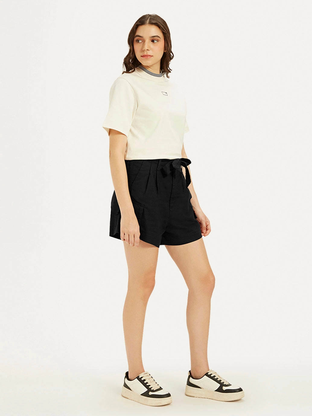 Cool Fit Double Needle Stitching Women's Mid Rise Black Relaxed Fit Shorts