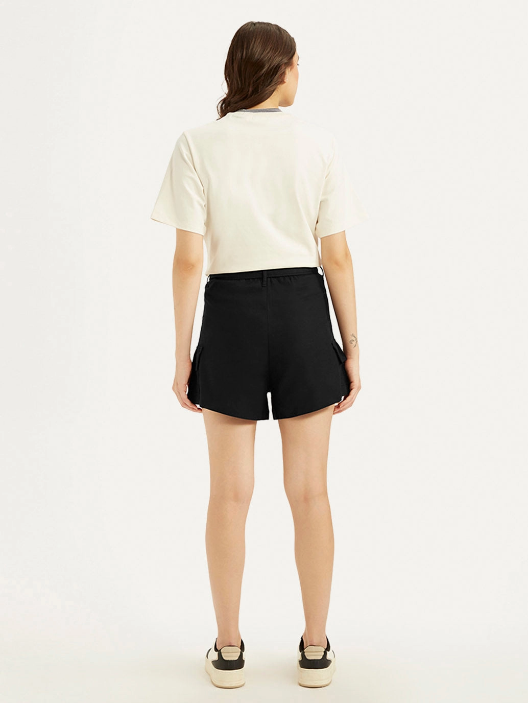 Business casual Women's Mid Rise Black Relaxed Fit Shorts
