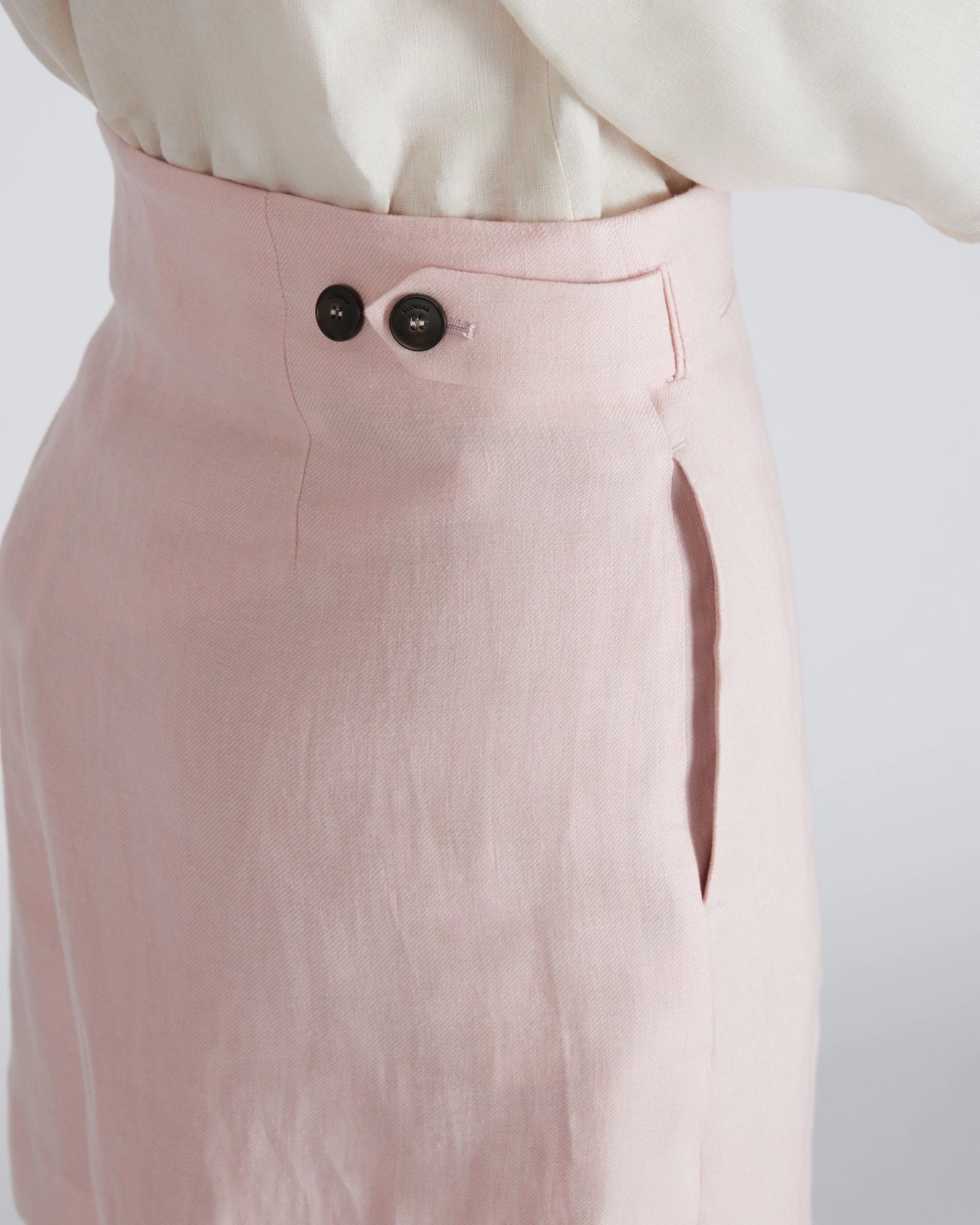 Bermuda shorts in linen Moisture Wicking Fabric Stretching Fit