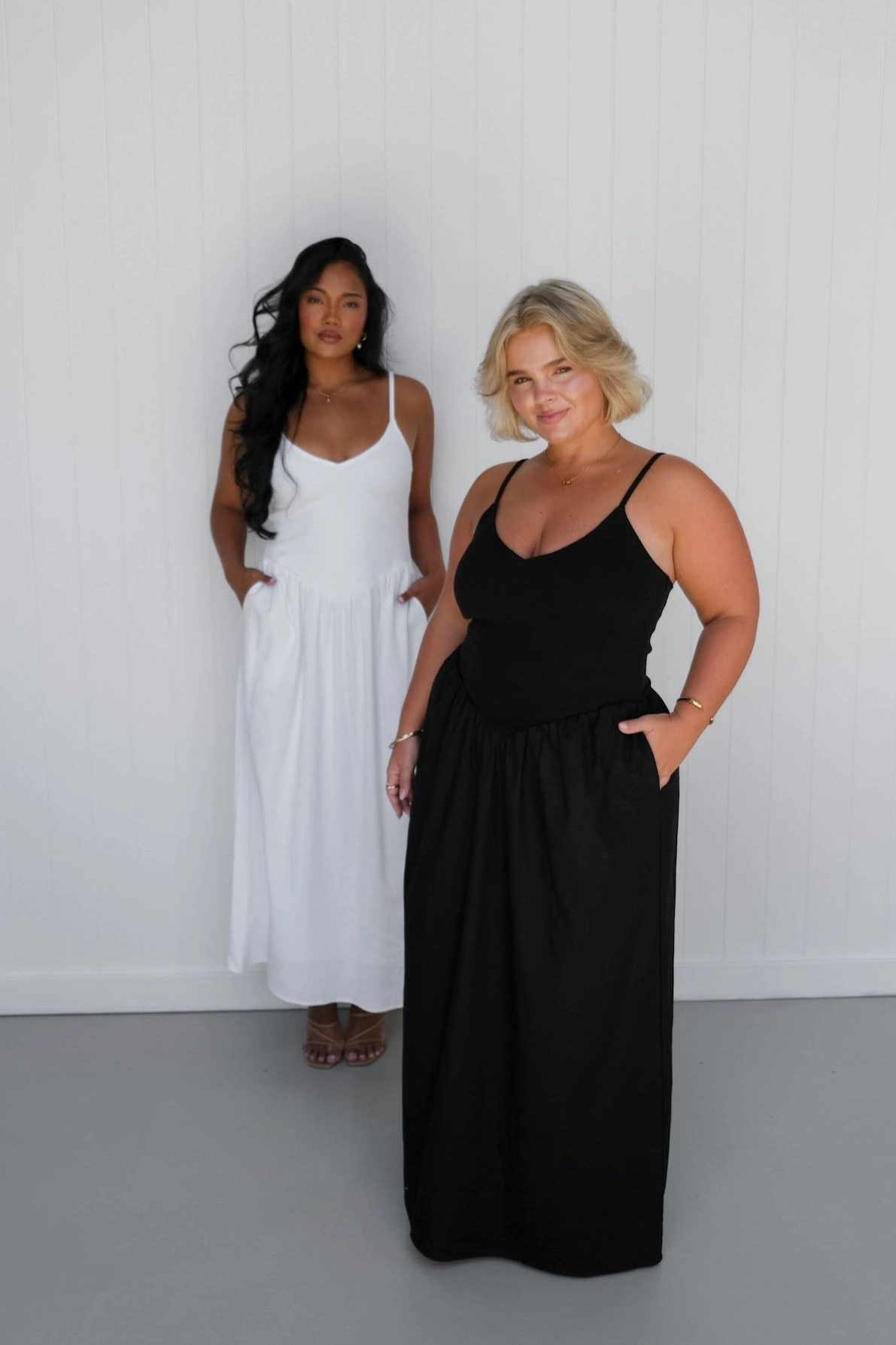 Sleek Look Balloon-Sleeve YARA DRESS BLACK