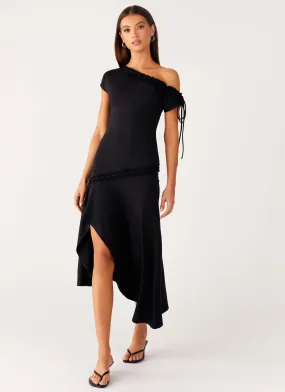 Layered Movement Relaxed Waist Downtown Midi Dress - Black