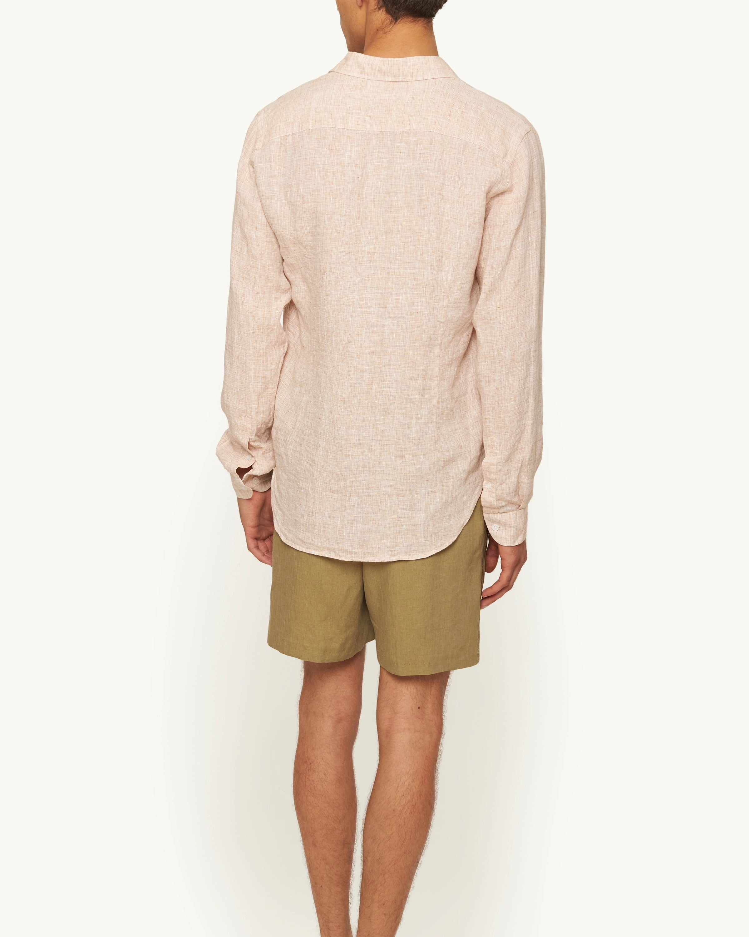 Giles Linen Timeless Appeal