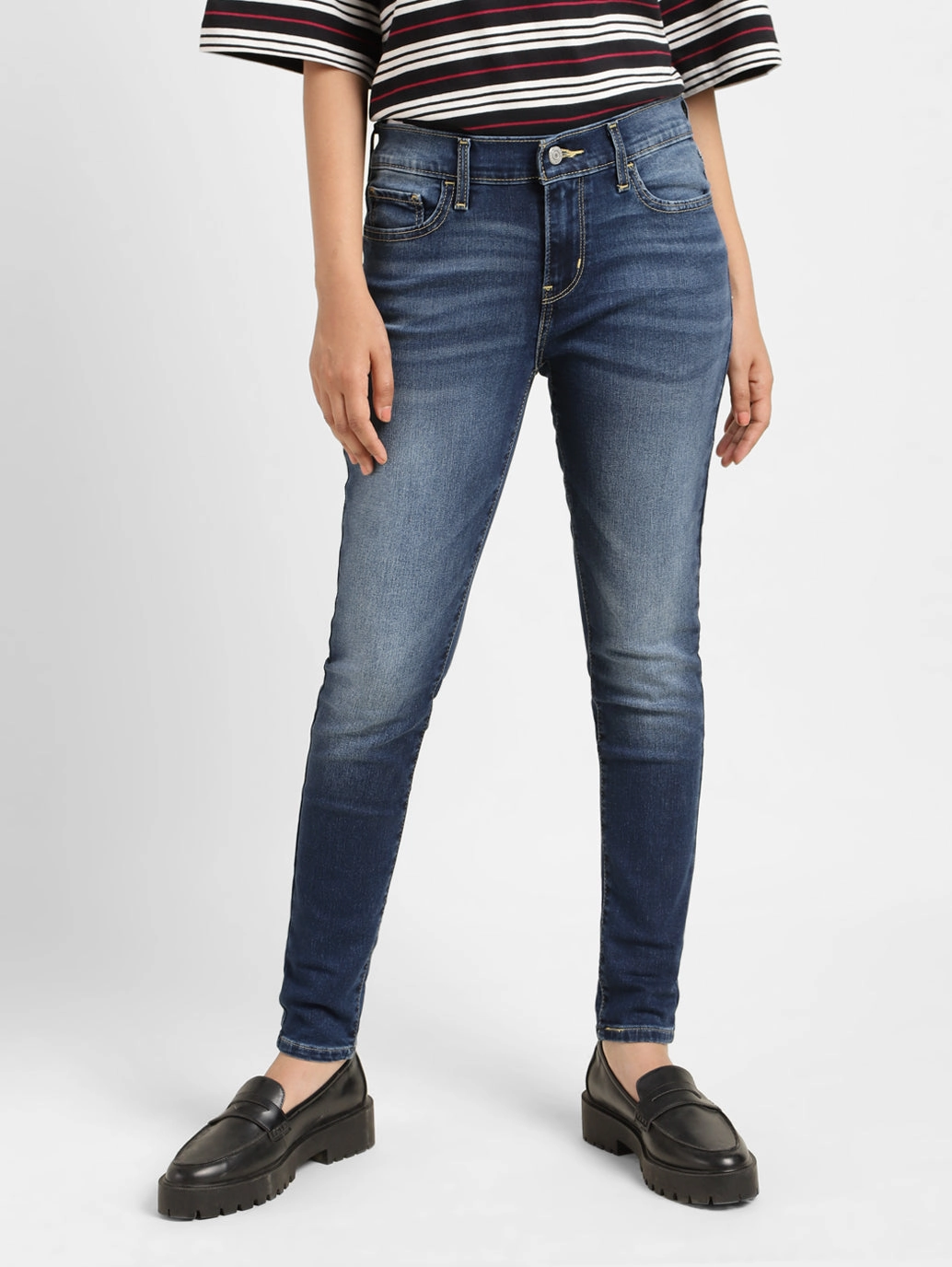 On The Move Women's 710 Blue Skinny Fit Mid Rise Jeans